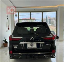 Lexus LX